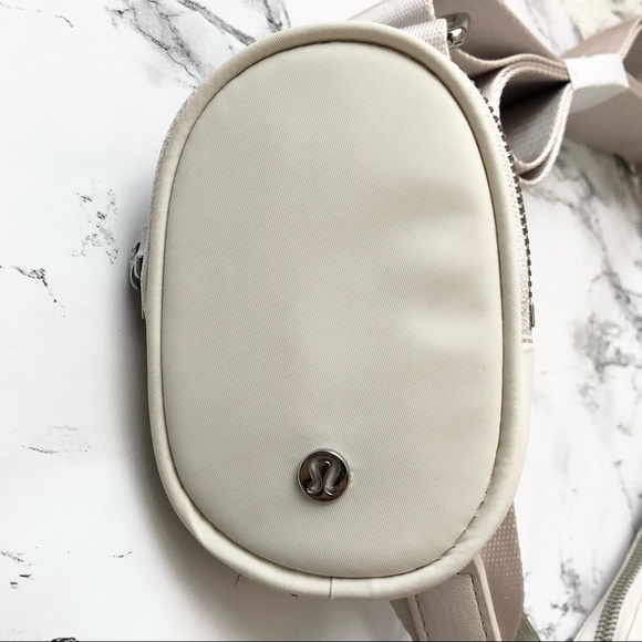 Lululemon Crossbody with Nano Pouch White Opal *RARE* - Picture 8 of 15